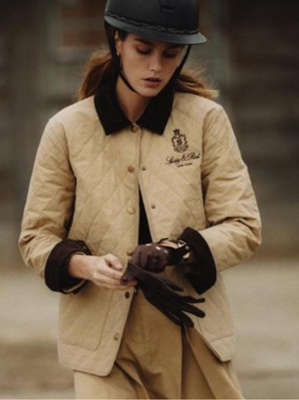 Sporty & Rich Quilted Beige Utility Jacket with Dark Contrast Collar (Vendome)